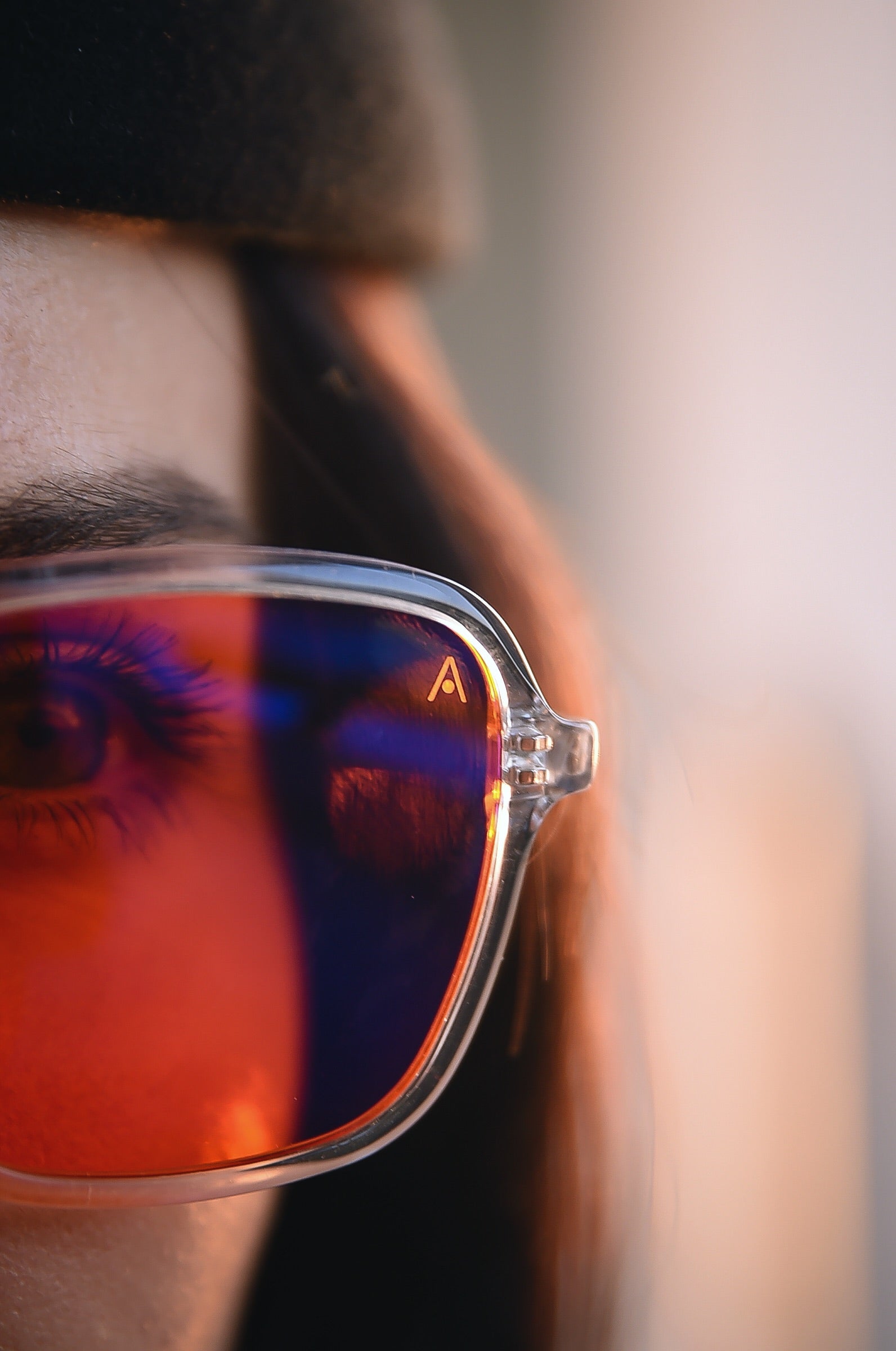 Zašto su Vam potrebne naočare za plavu svetlost?